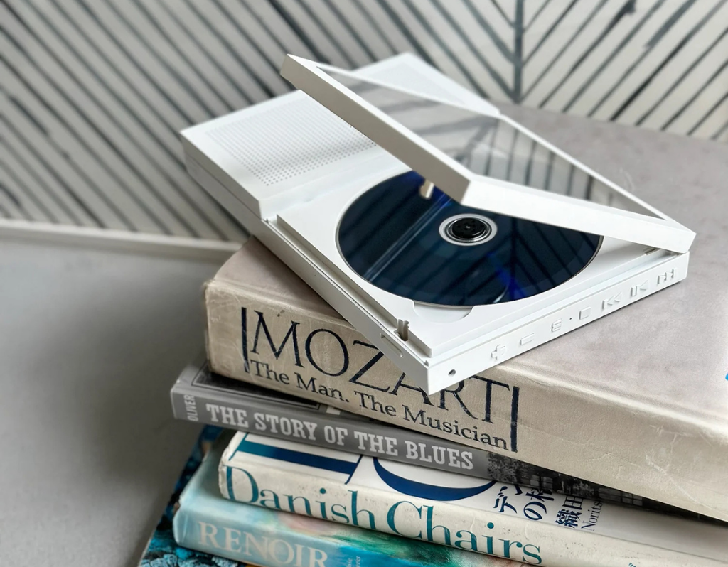 Instant Disc Audio CP2 white